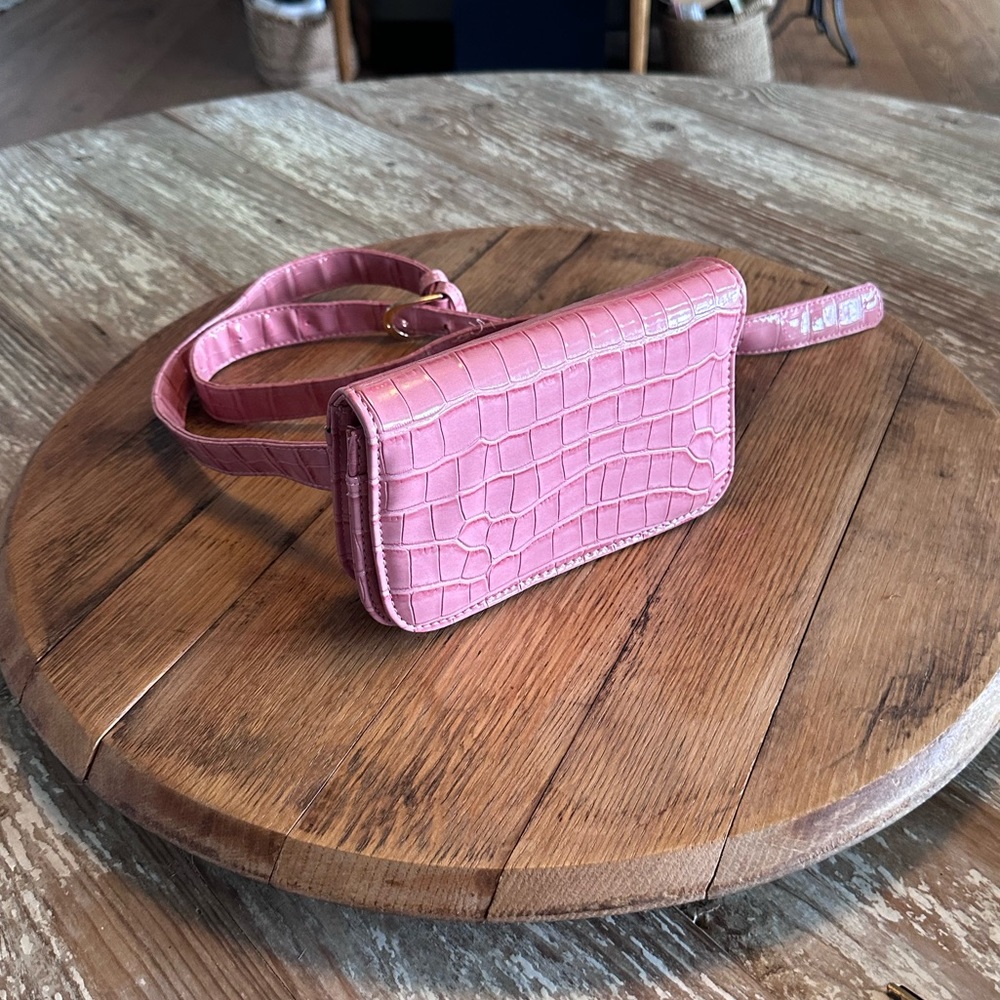 Pink Snakeskin Convertible Belt Bag / Crossbody